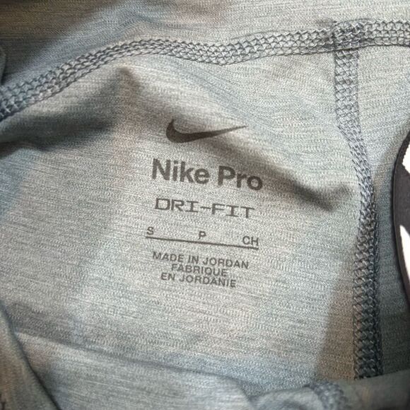 Ladies Nike Pro‎ Dri-Fit Heather Grey Side Logo Compression Shorts Size Small - Picture 7 of 7